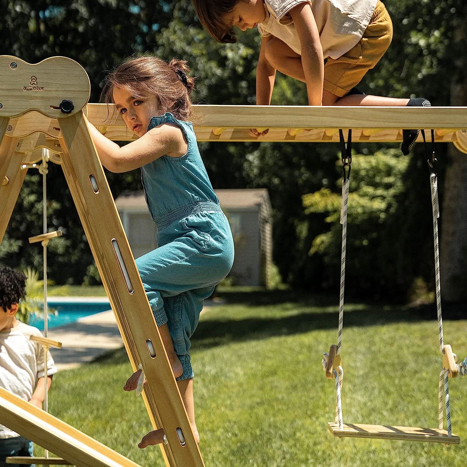 Chestnut | Outdoor & Indoor Foldable Jungle Gym